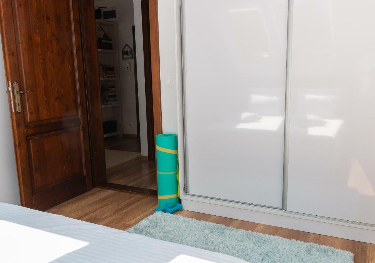 Cozy Flat In The Heart Of The City Oradea Exterior foto